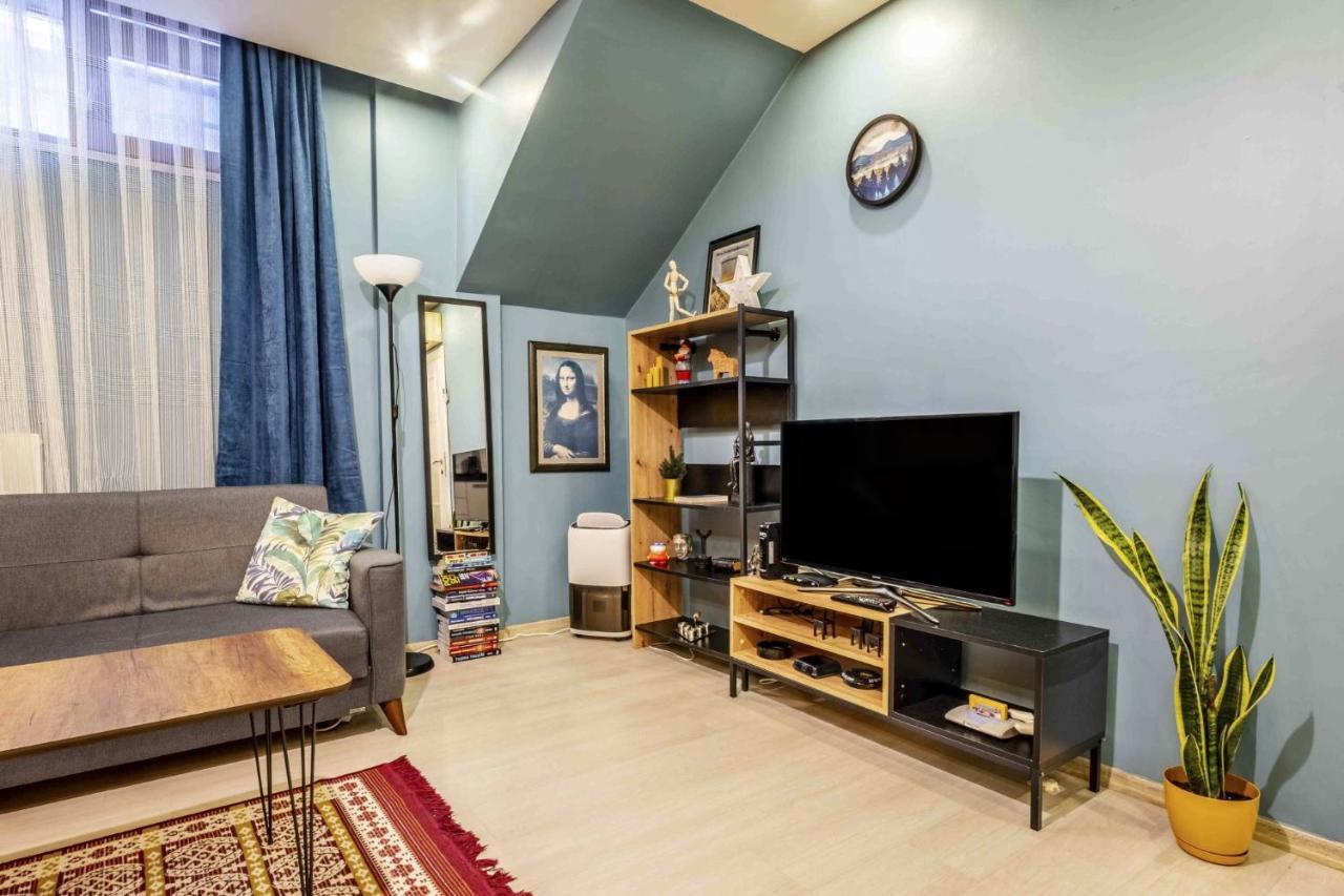 Daire Colorful And Flat In Bakirkoy Next To Malls *